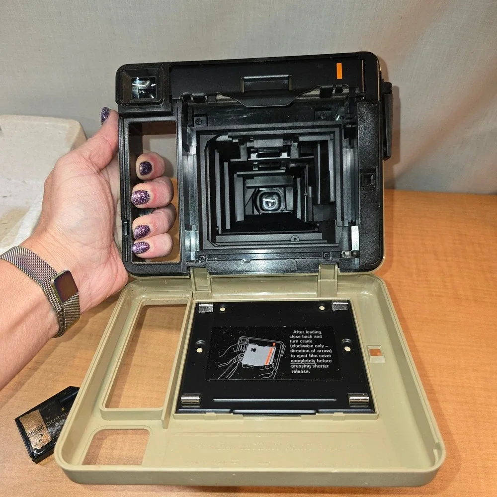 Vintage 1970s Kodak THE‎ PLEASER Instant Camera, Manual Included - Untested